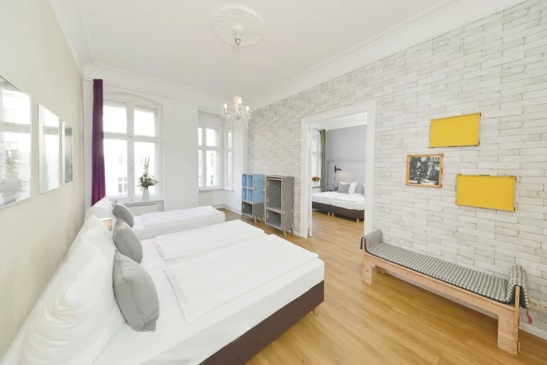 bedrooms in family plus apartment OTA-Berlin